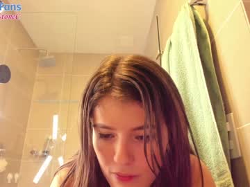 girl
        rebeccastonee cam image #769589
