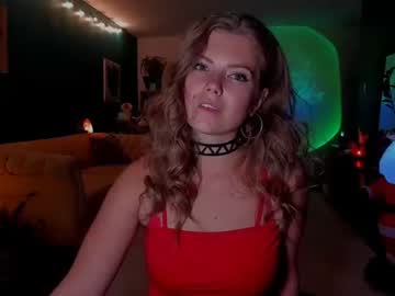girl
        kosmickate cam image #340289