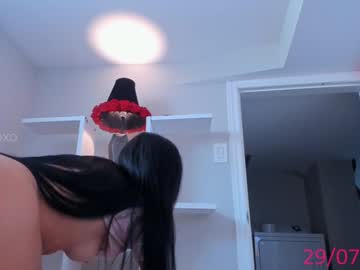 girl
        lau_xoxo cam image #3133840
