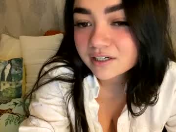 girl
        annatigarr cam image #2138634
