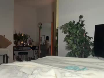 girl
        cuteroselyn cam image #3378811