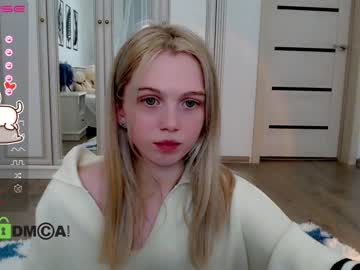 girl
        small_blondee cam image #326981