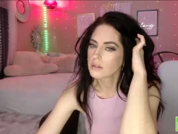 girl
        milf_lacey cam image #2492972