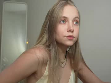 girl
        appr0ved cam image #3717666