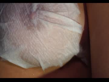 girl
        emilybatee cam image #2027709