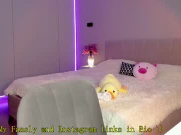girl
        _passion_show_ cam image #669497