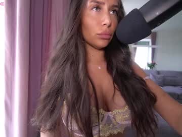 girl
        innocentemmy cam image #3180708