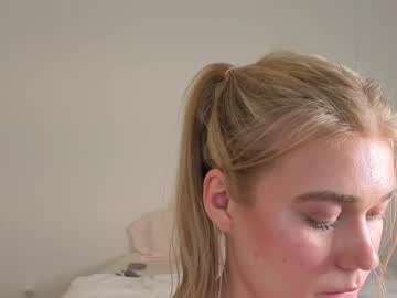 girl
        urfavcollegegirl cam image #4059516