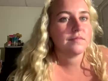 girl
        blonde4lyfe cam image #1637249