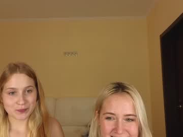 girl
        annikie cam image #1928840