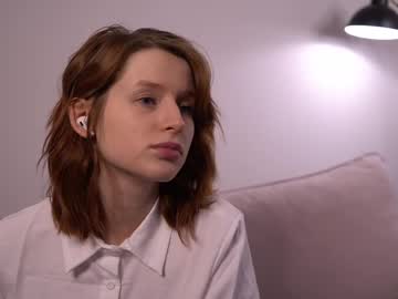 girl
        toxl cam image #3523723