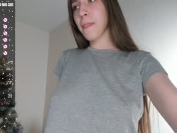 girl
        catherinemahoney cam image #289085
