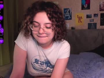 girl
        nessaa_moree cam image #779911