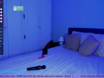 couple
        xninajohnx cam image #89419