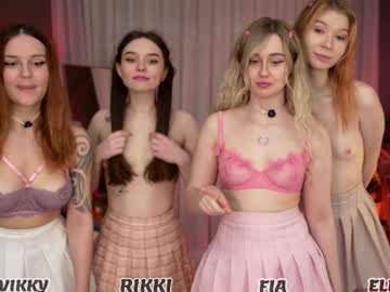 girl
        sunnyfia cam image #4337320