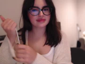 girl
        playnofuckinggames cam image #2319730
