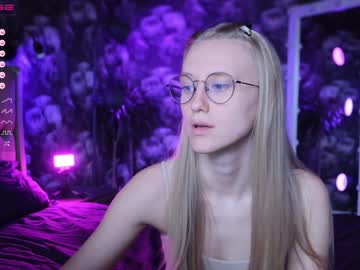 girl
        angeellina cam image #897793