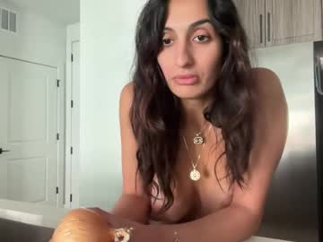 girl
        camiliakxoxo cam image #3707404