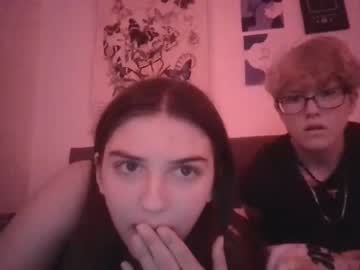 couple
        dommymommy17 cam image #905522