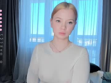 girl
        stacy_touch cam image #3978400