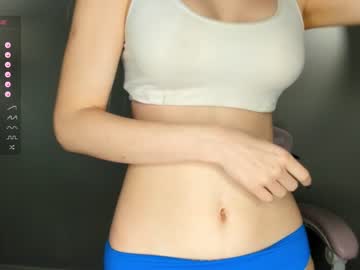 girl
        harriethudson cam image #1952429