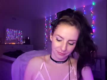 girl
        happyfungirlxo cam image #877612