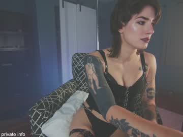 girl
        aynmarie cam image #1531048