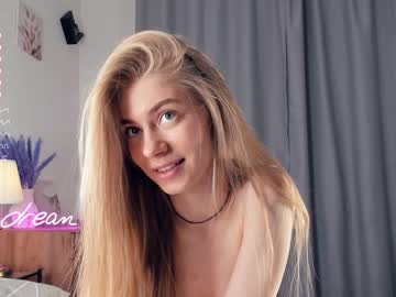 girl
        kateharrise cam image #1983750