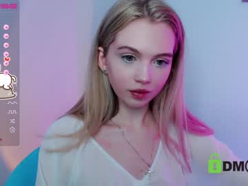 girl
        small_blondee cam image #336084