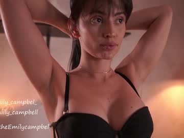 girl
        emiilycampbell cam image #3428015