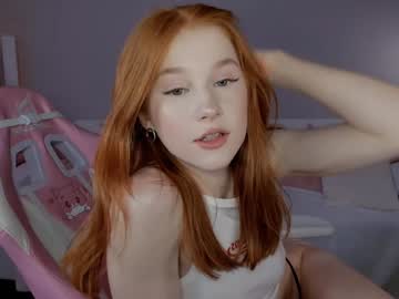 girl
        leahsthetics cam image #4242438