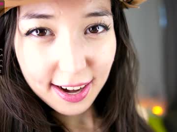 girl
        mary_shiota cam image #2916673