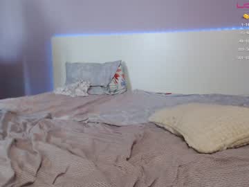 couple
        sweetyadeleeee cam image #1121816