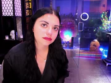 girl
        alma_pearl cam image #2906794