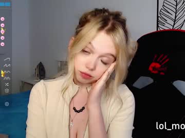 girl
        small_blondee cam image #616216