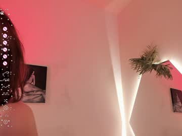 girl
        tollysage cam image #3016158