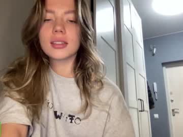 girl
        angel_from_sky cam image #2064386
