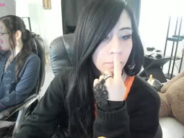 girl
        emoxbunny cam image #1894897