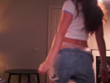 girl
        _mariarty_ cam image #1453826