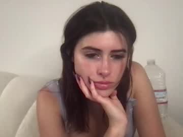girl
        cieraxoxo cam image #4404439