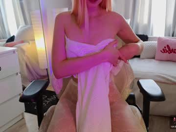 girl
        vonnalein cam image #3366467