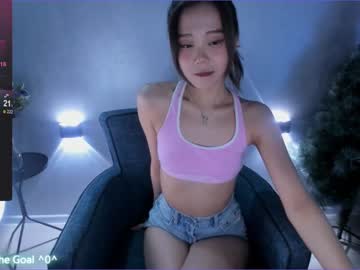 girl
        juliabeng1 cam image #2413965