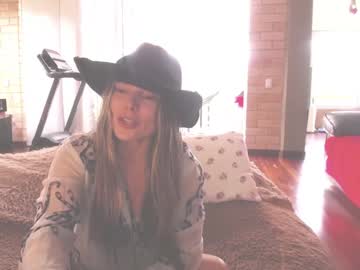 girl
        kendalltyler cam image #3388045