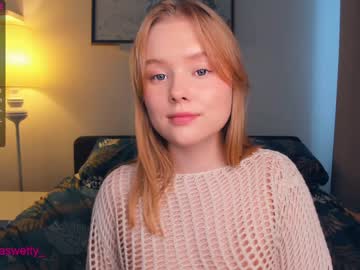 girl
        sun_shiiine cam image #1354270