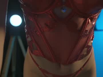 girl
        lucie_beltran cam image #3312831