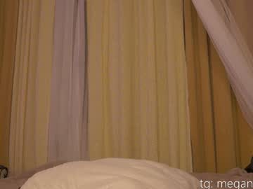 girl
        top_of_passion cam image #4202246