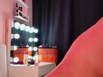 girl
        jollly_belle cam image #3801203