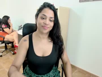 couple
        redsky_xxx cam image #1912124