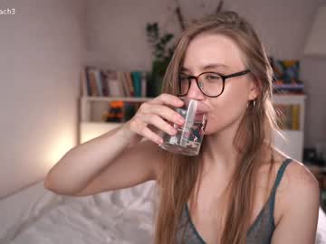 girl
        alexispeach cam image #1401772
