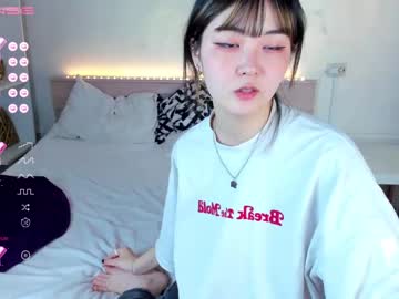 girl
        yuki_cutie_ cam image #724473